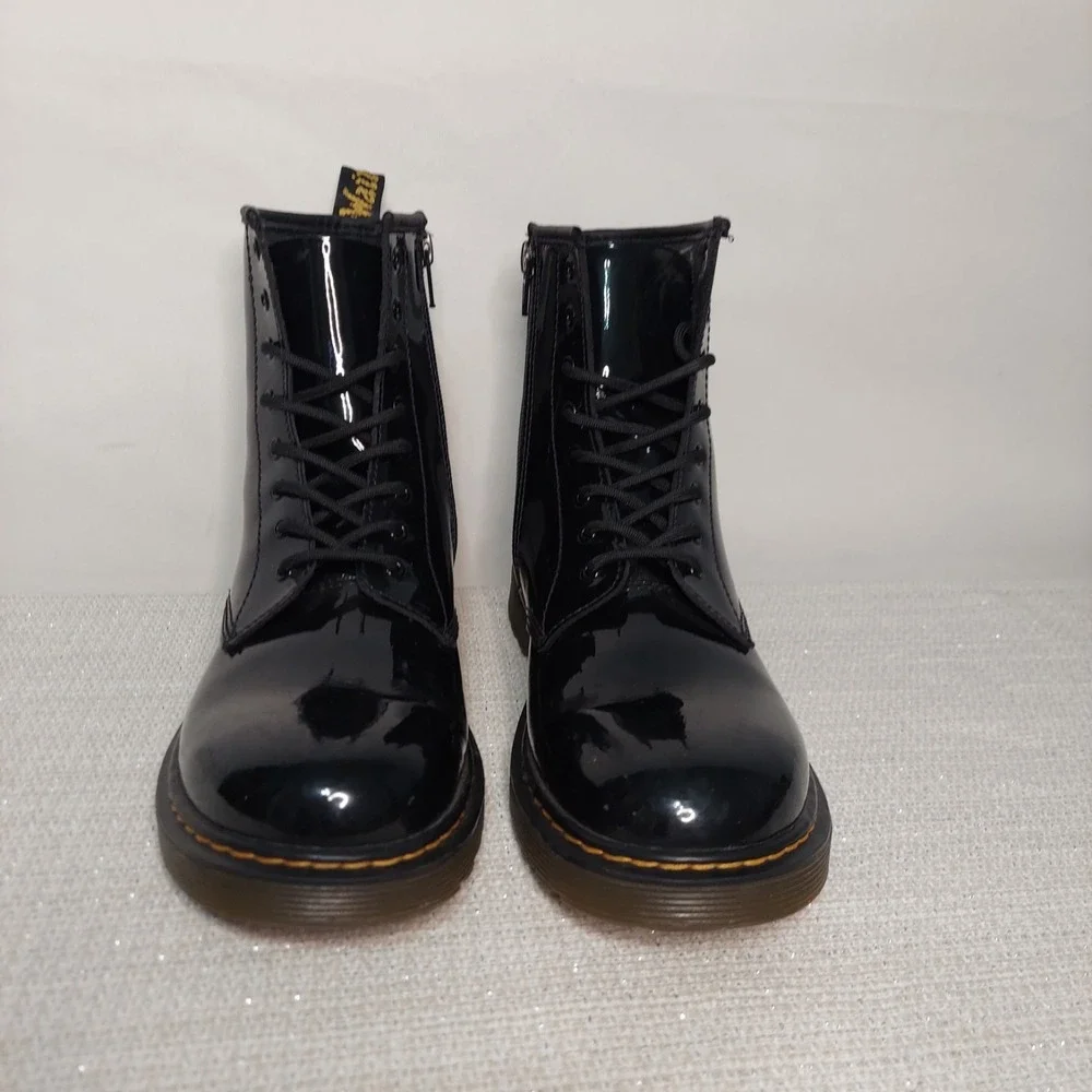 EUC Dr Martens 1460Y Black Patent‎ Leather Boots Kids Youth Size 5